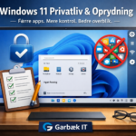 Illustration af et ryddeligt Windows 11 skrivebord med fokus på privatliv, færre apps og bedre kontrol uden bloatware
