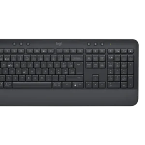 Logitech Signature MK650 Combo for Business er skabt til moderne arbejdspladser, hvor komfort, driftssikkerhed og effektivitet er afgørende. Her får du et trådløst tastatur og mus sæt, der er optimeret til lange arbejdsdage – med fokus på ergonomi, støjsvag drift og en stabil, sikker forbindelse.